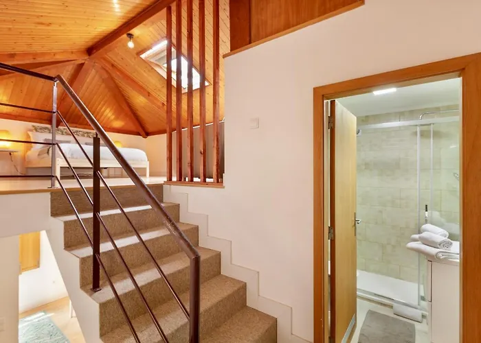 迪思 - 波尔图圣保罗公寓 * 波尔图