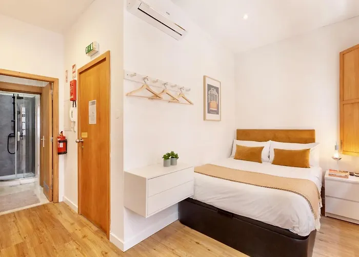 迪思 - 波尔图圣保罗公寓 波尔图